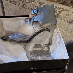 gray heels